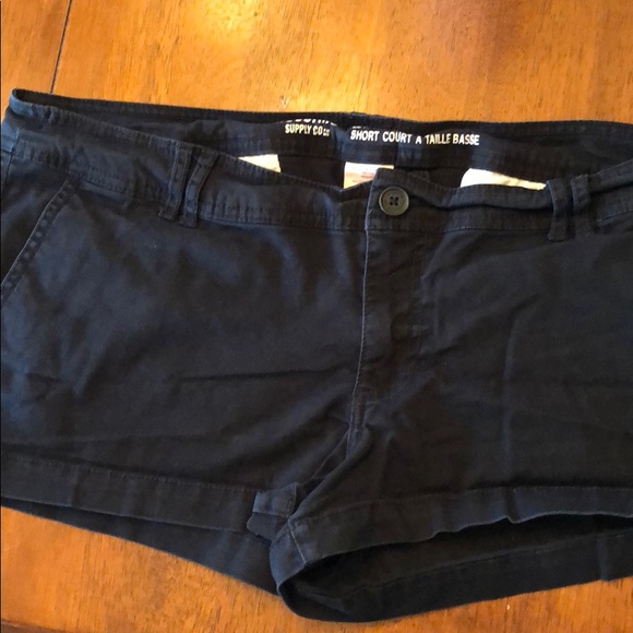 Mossimo Cotton Shorts. - Picture 3 of 4